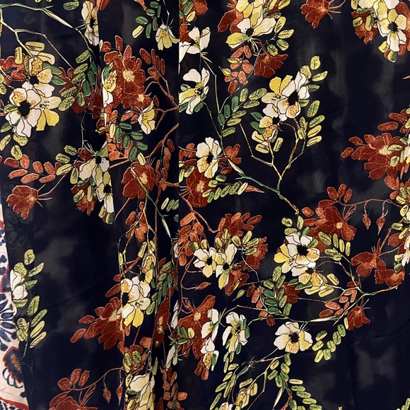 Haute Hijab Rectangular hijabs. - Picture 4 of 11